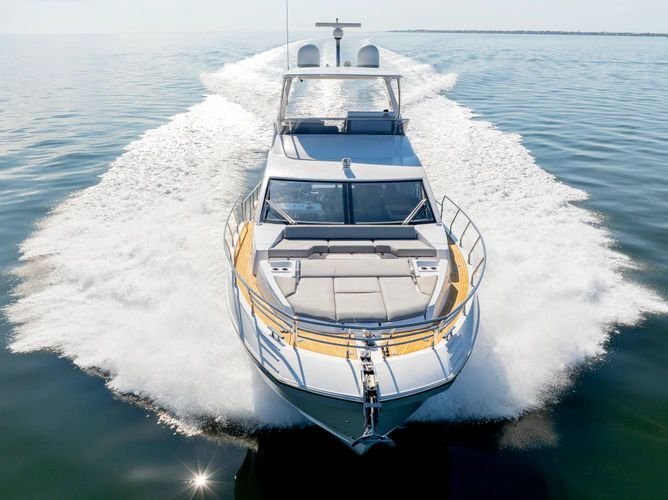 Azimut 60 fly 2