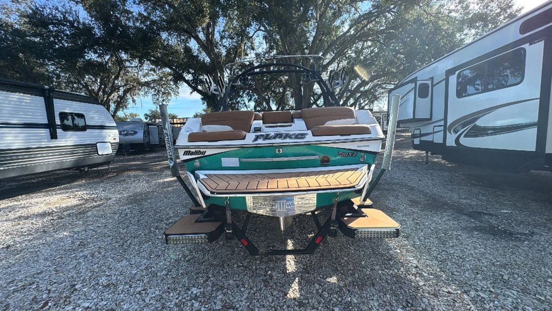 2019 MALIBU WAKE SETTER 22MXZ 5