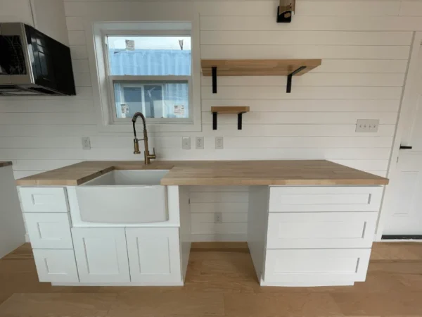 Multi Unit 3 Bedroom Shipping Container Home - Image 4