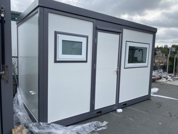 CAEL Mobile House/Portable Office/Portable Storage 13’x20′ - Image 11