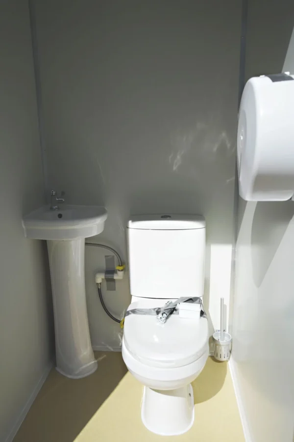 Portable Toilet with Single Closestools - Image 7