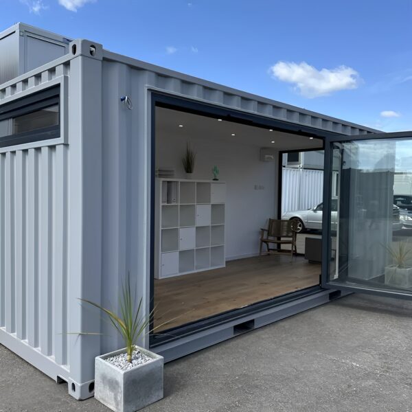 20ft x 8ft Custom Shipping Container Converted Office | Portable Building | Garden Office - Image 3