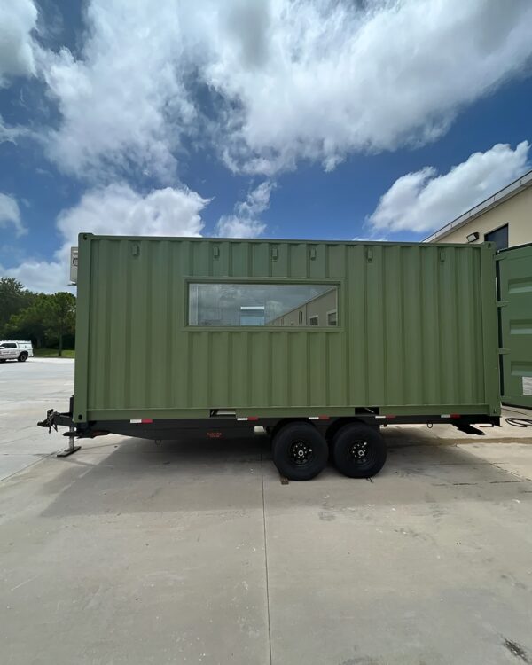 20ft x 8ft Portable Container House On Wheels