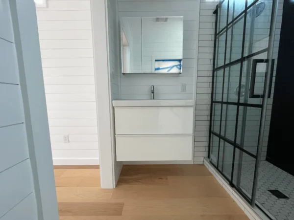 Multi Unit 3 Bedroom Shipping Container Home - Image 9