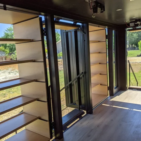 Custom 20ft Shipping Shopping Container on Wheels - Image 6