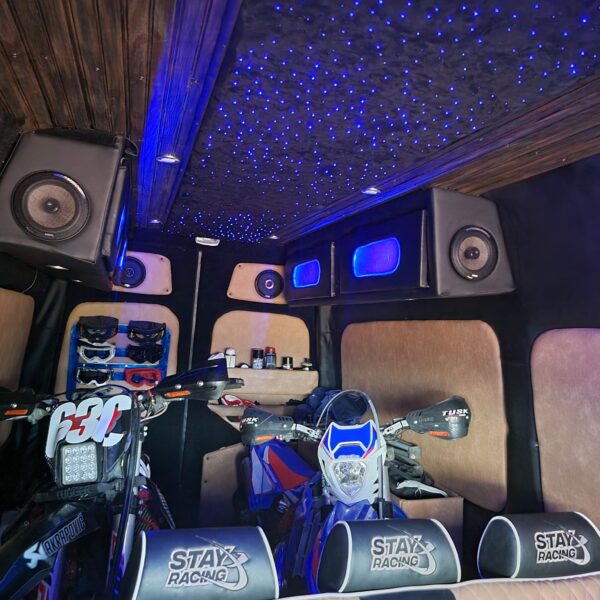2020 Mercedes Sprinter 2WD (Arlo) - Image 2