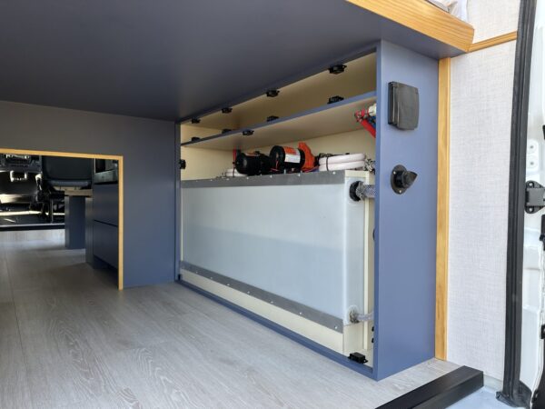 2024 Ram Promaster 3500 Extended High Roof 2WD (STORM) - Image 17