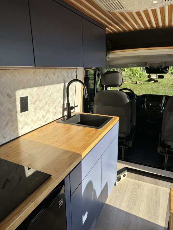 2024 Ram Promaster 3500 Extended High Roof 2WD (STORM) - Image 15