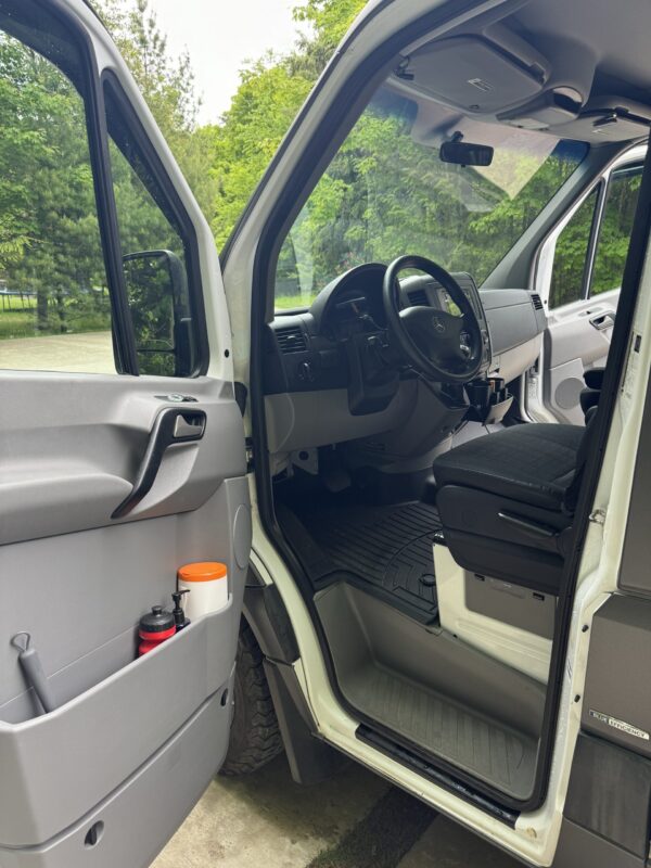 2014 Mercedes Sprinter 2WD (BAILEY) - Image 16