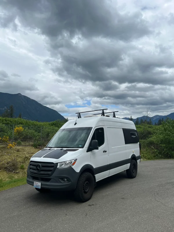 2022 Mercedes Sprinter 2WD(Finn) - Image 10