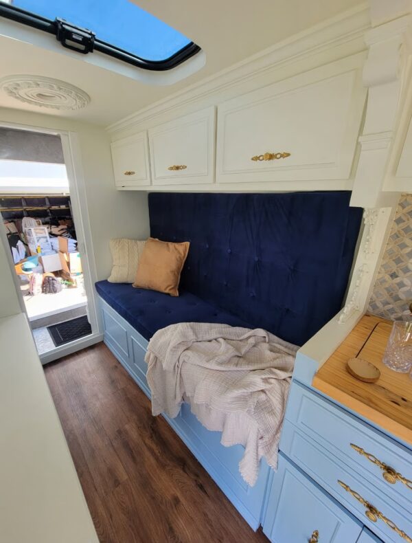 2018 Ford Transit 2WD (LOUIS) - Image 10