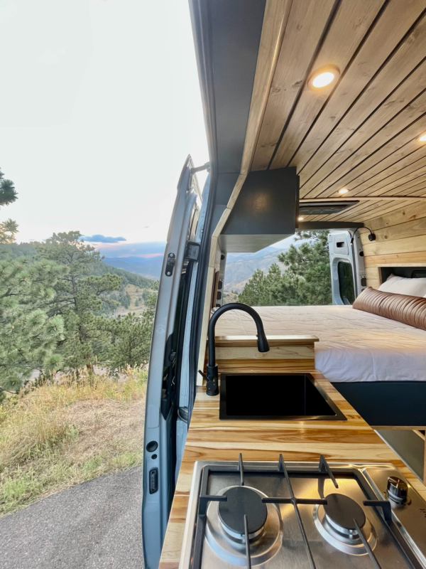 2025 Mercedes Sprinter AWD (ASPEN) - Image 31