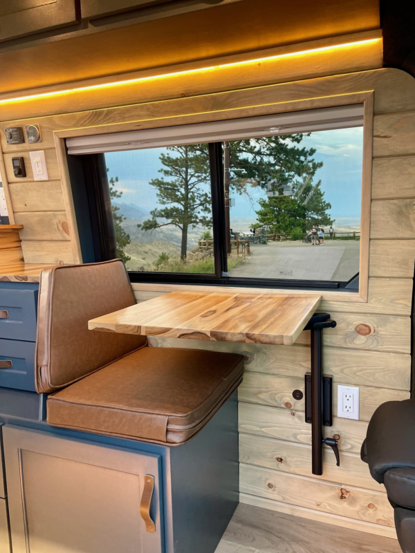 2025 Mercedes Sprinter AWD (ASPEN) - Image 13