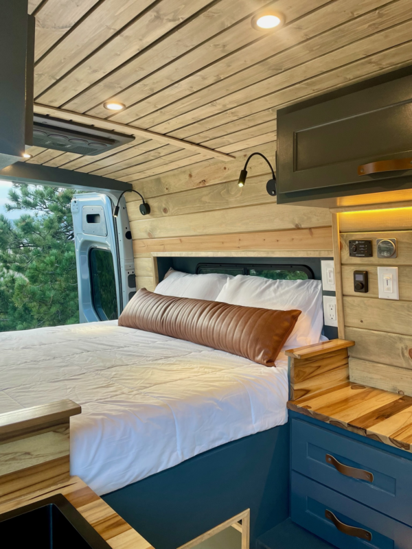 2025 Mercedes Sprinter AWD (ASPEN) - Image 11