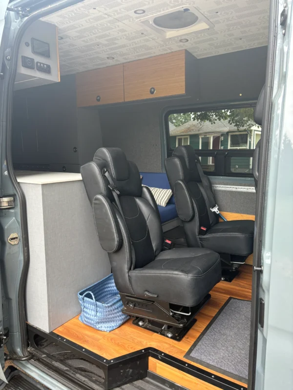2021 Mercedes 170 High Sprinter 4×4 (CoCo) - Image 6