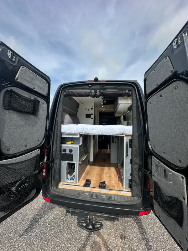 Pre-Owned 2015 Mercedes Sprinter 2WD (JUNO) - Image 17