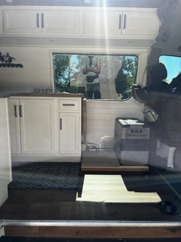 2012 Mercedes Sprinter 2WD (BEAU) - Image 16