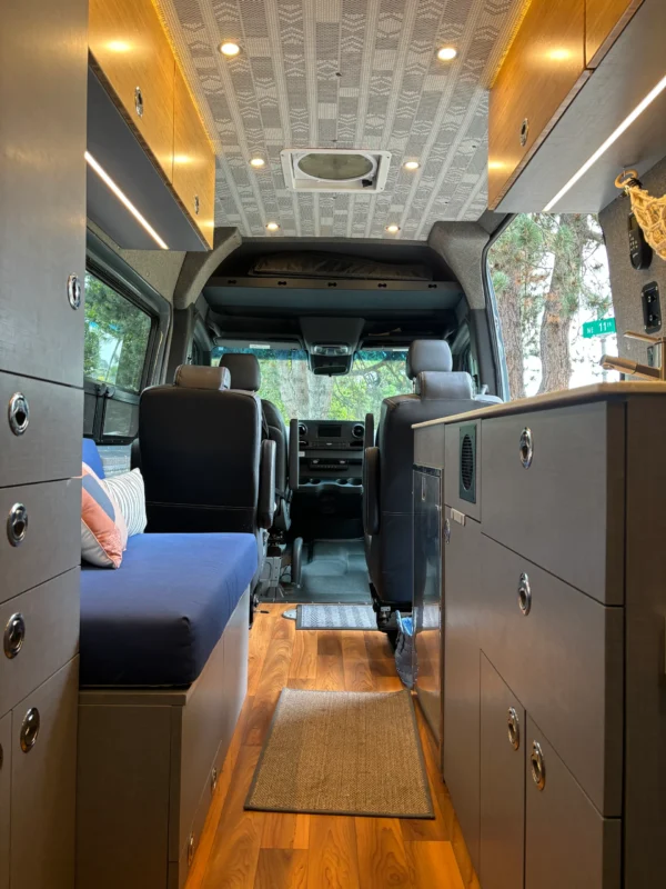 2021 Mercedes 170 High Sprinter 4×4 (CoCo) - Image 12