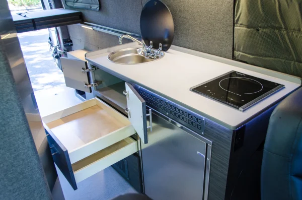 2015 Mercedes Sprinter 2WD (Sunny) - Image 3