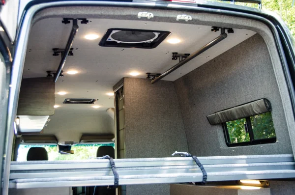 2015 Mercedes Sprinter 2WD (Sunny) - Image 2