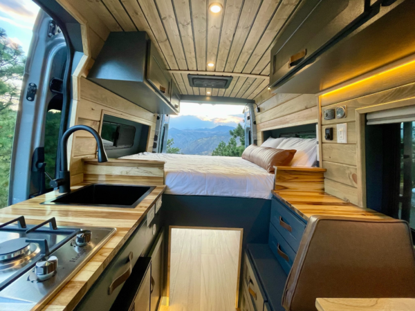 2025 Mercedes Sprinter AWD (ASPEN) - Image 8